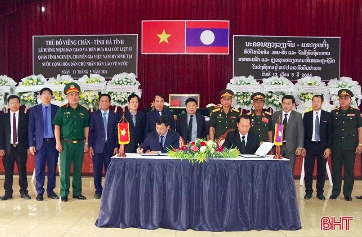 At the ceremony (Photo: baohatinh.vn)