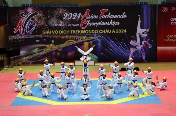 At the opening ceremony of the 2024 Asian Taekwondo Championships held in central city of Da Nang on May 16.