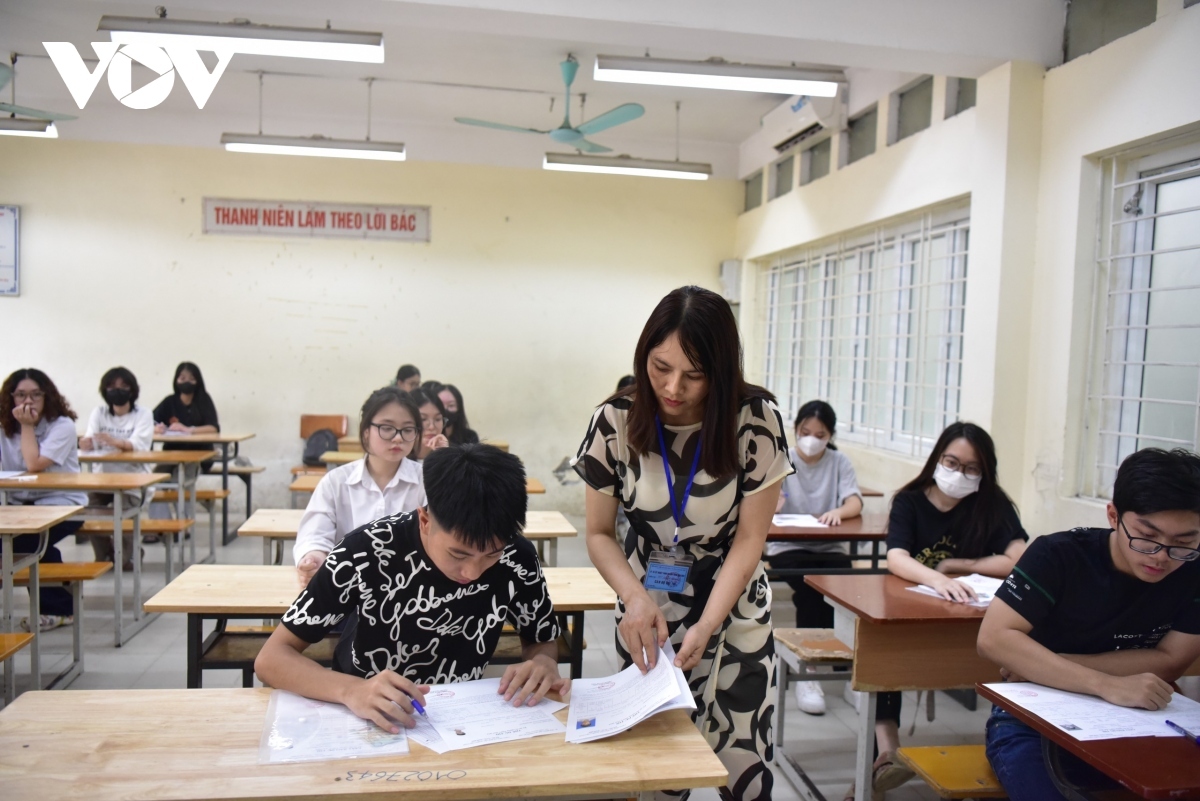 Since 2015, high school graduation and university entrance exams have been integrated into one national exam.