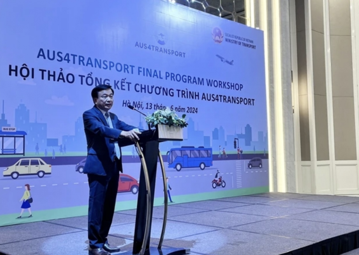 Deputy Minister of Transport Nguyen Danh Huy delivers a speech at the Aus4Transport final programme workshop held on Thursday afternoon in Hanoi by Vietnam’s Ministry of Transport and the Australian Embassy in Vietnam. (Photo: VNA)