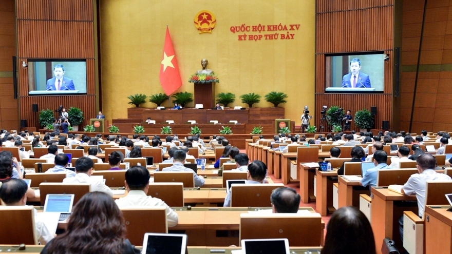 A panoramic view of the plenary session of the National Assembly of Vietnam