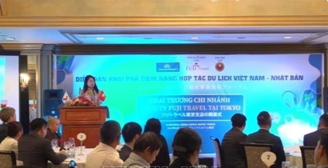 Vu Nhat Ha, Vietnamese Embassy representative in Japan speaks at the event