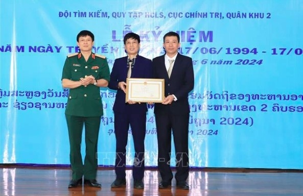 At the ceremony to mark 30th founding anniversary of the team held in Oudomxay province, Laos on June 17