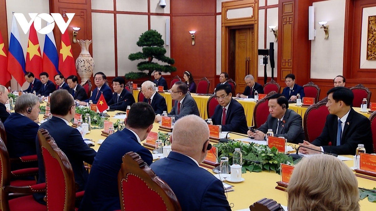 General Secretary of the Central Committee of the Communist Party of Vietnam Nguyen Phu Trong and Russian President Vladimir Putin hold talks in Hanoi on June 20.