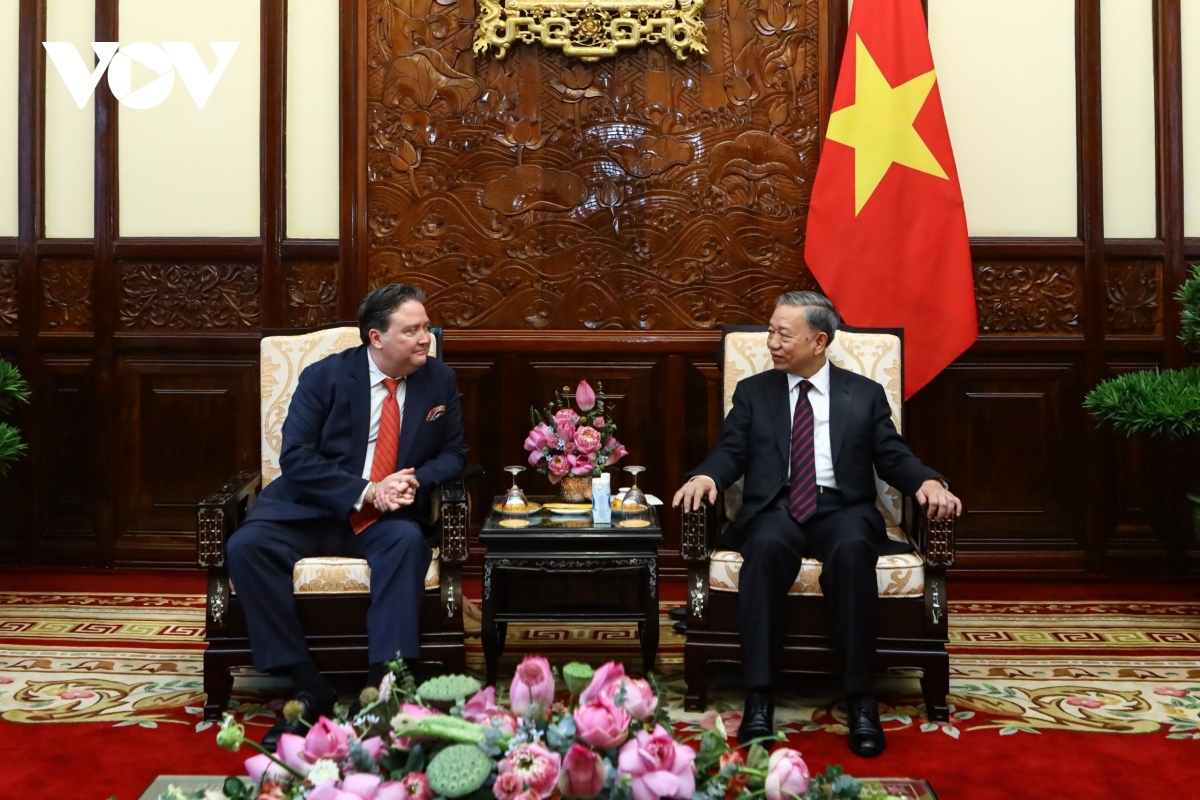 President To Lam and Ambassador Marc Knapper exchange views on measures to strengthen the comprehensive strategic partnership between Vietnam and the United States