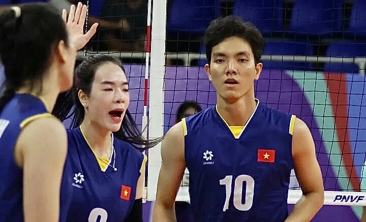 Opposite hitter Nguyen Thi Bich Tuyen scores 30 points in all three sets, helping Vietnam beat hosts Philippines and enter 2024 FIVB Women’s Volleyball Challenger Cup semi-finals.