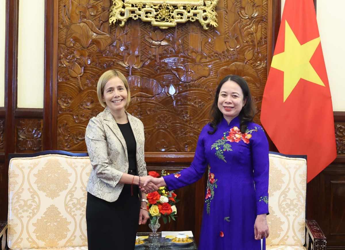 Peruvian Ambassador to Vietnam Patricia Yolanda Rasez during her meeting with Vietnamese Acting President Vo Thi Anh Xuan in Hanoi in May 2024