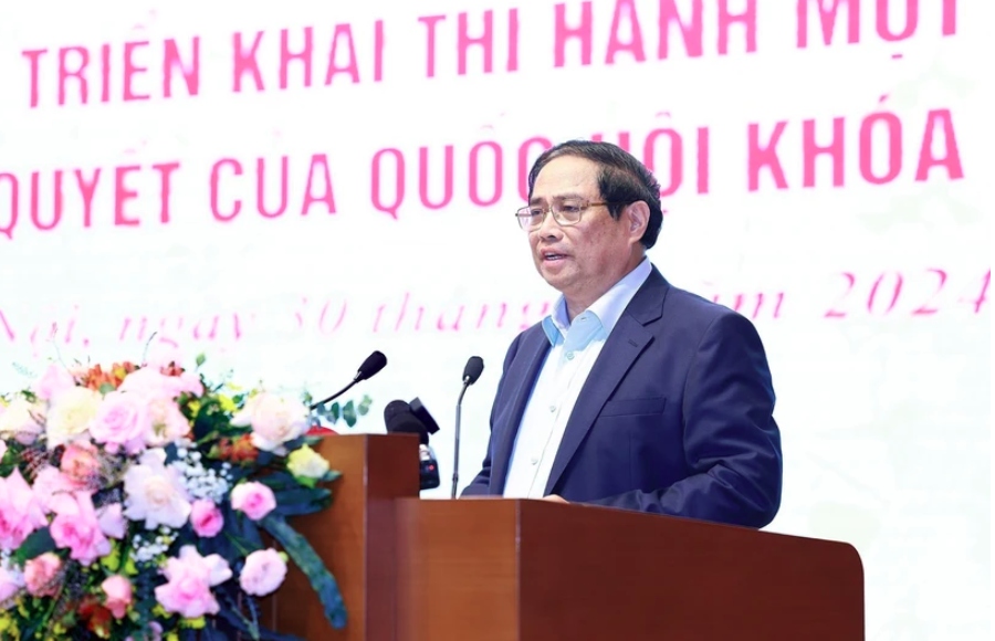 Prime Minister Pham Minh Chinh speaks at the conference.