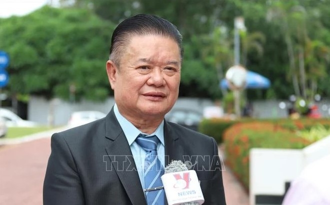 Chairman of the Vietnamese Association in Vientiane Le Van Mui