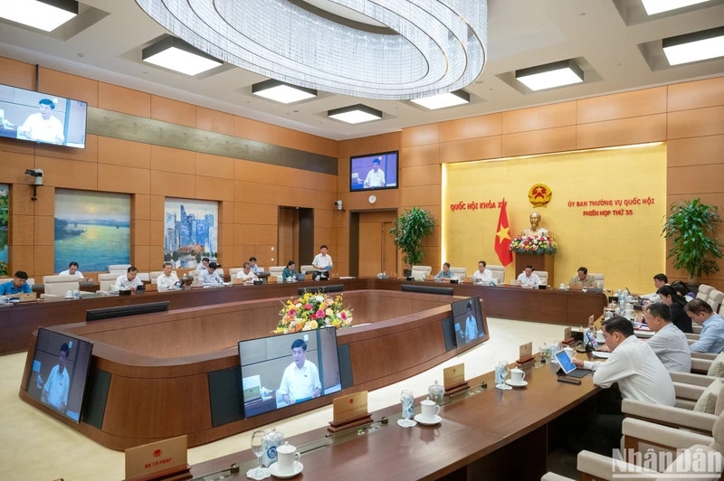An overview of the 35th meeting of the National Assembly Standing Committee