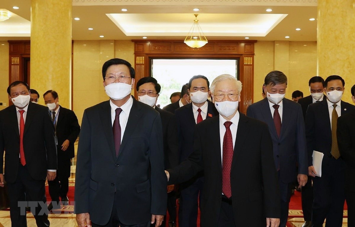 The top Vietnamese leader receives General Secretary of the Lao People’s Revolutionary Party (LPRP) Central Committee and President Thongloun Sisoulith on June 28, 2021, during the latter’s official visit to the nation. (Photo: VNA)