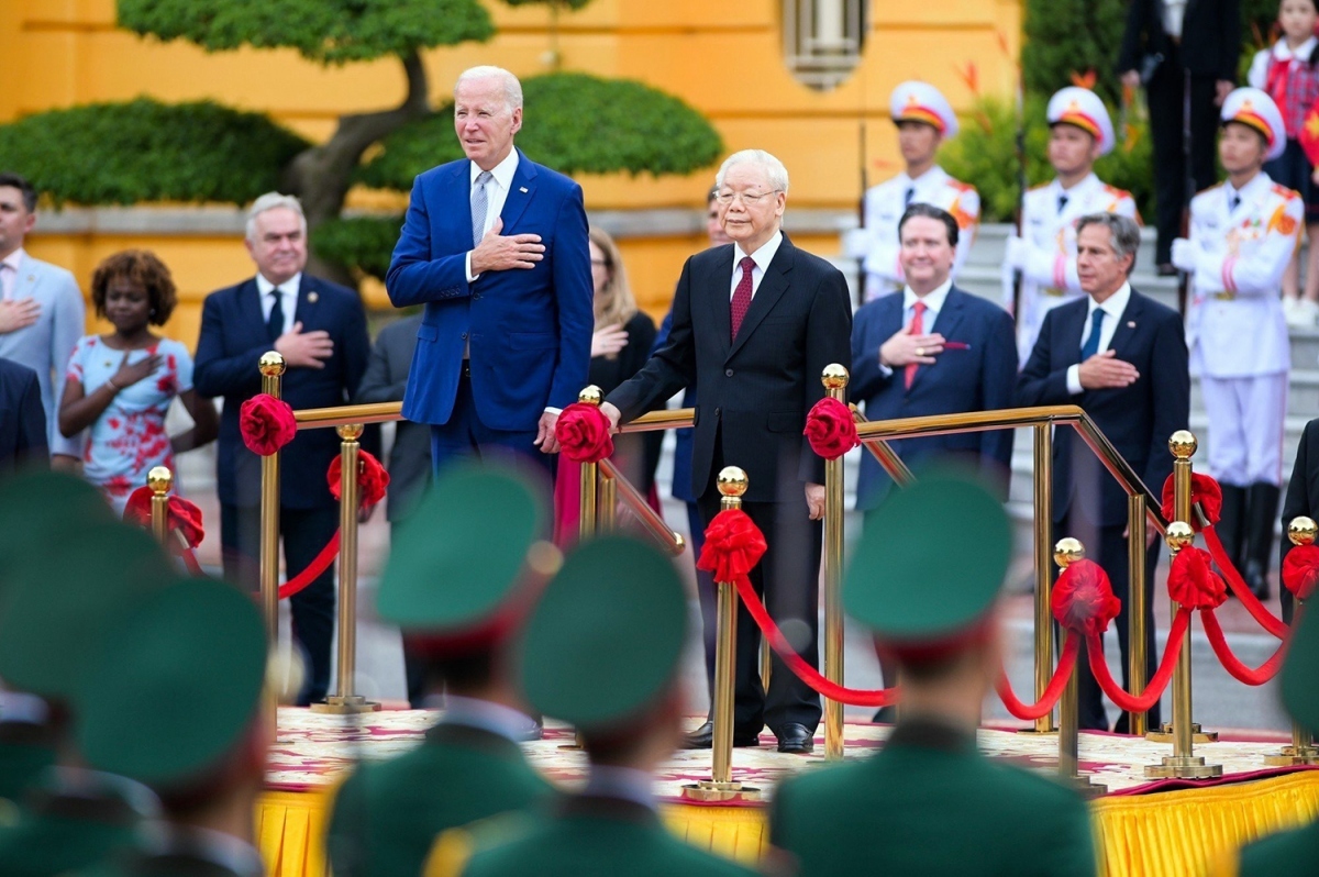 General Secretary Trong presides over a welcoming ceremony for United States President Joe Biden at the Presidential Palace in Hanoi on September 10, 2023, following the latter’s arrival for a two-day State visit to Vietnam.