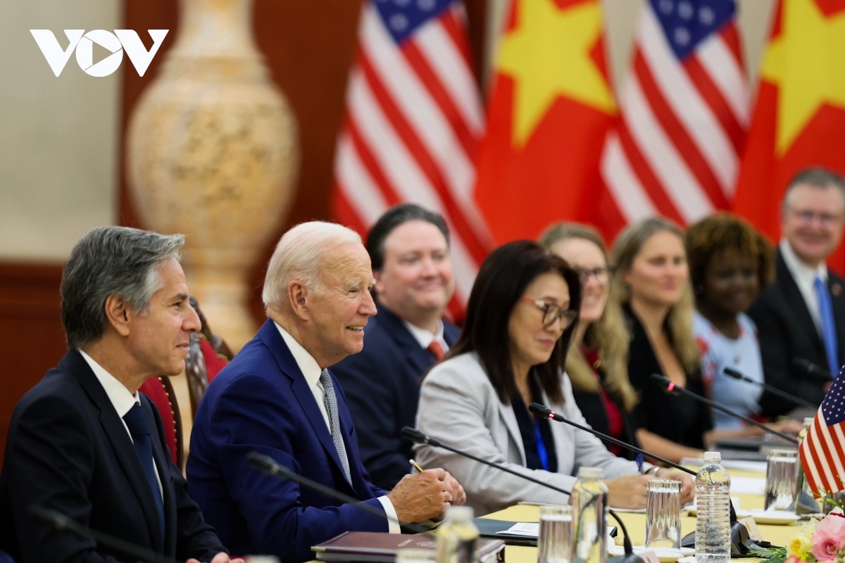 This is Biden’s first visit to Vietnam after taking in early 2021. The trip takes place at a time when both sides are celebrating 10 years of their comprehensive partnership and 28 years of joint diplomatic ties.