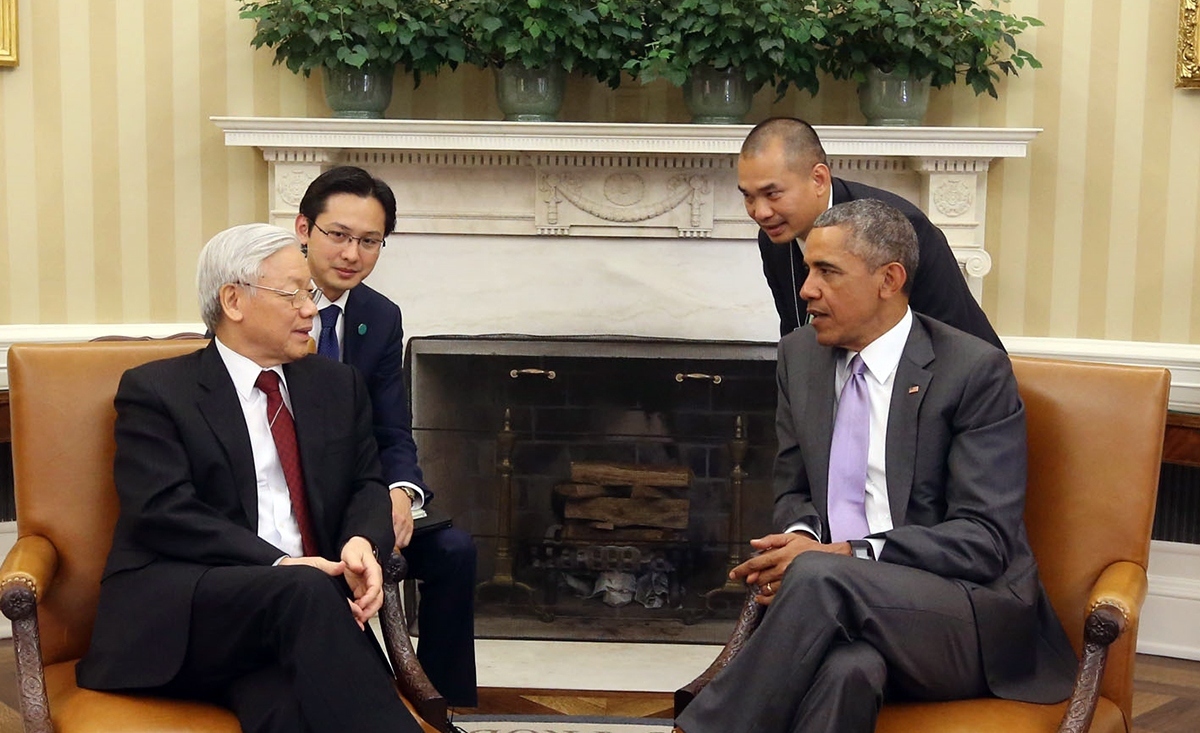 The Party leader and US President Barack Obama hold talks in the Oval Office of the White House in Washington on the morning of July 7, 2015.