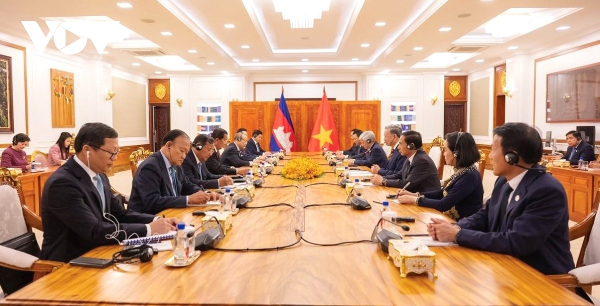 At the talks between President To Lam and President of the Cambodian People’s Party and President of the Senate Samdech Techo Hun Sen