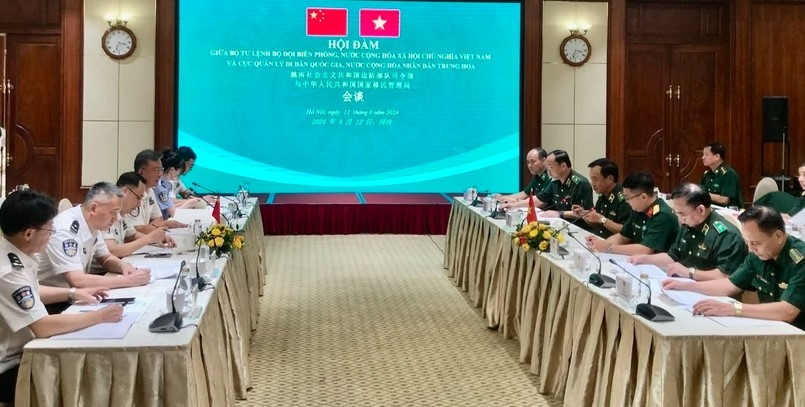 At the talks between the Vietnam Border Guard High Command and the National Immigration Administration of China 