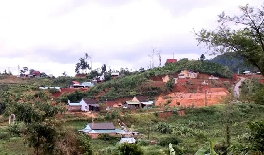 Subsequent earthquakes have jolted Kon Plong district of Kon Tum province in recent times. (Photo: NLO)