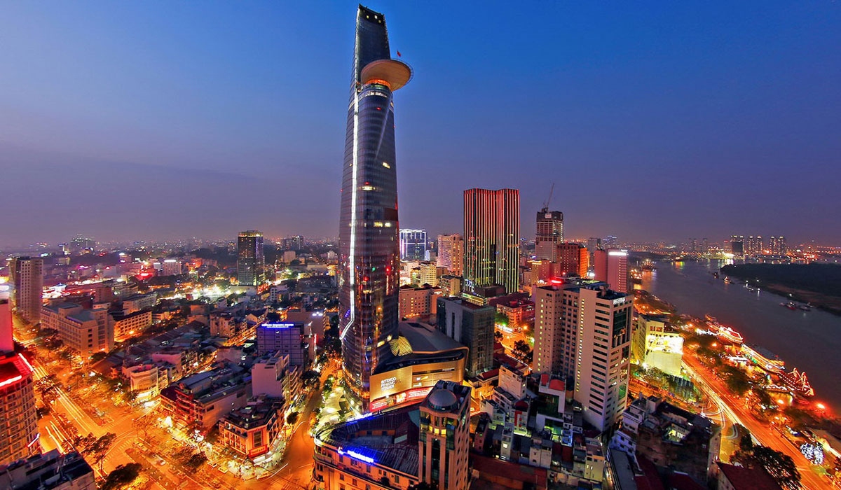 Ho Chi Minh City by night 