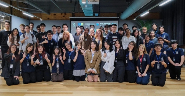 Students and speakers attend the Computer Science &amp; Software Engineering Day - part of the “Career Compass” project at the Precinct, Fortitude Valley. (Photo: VNA broadcasts)