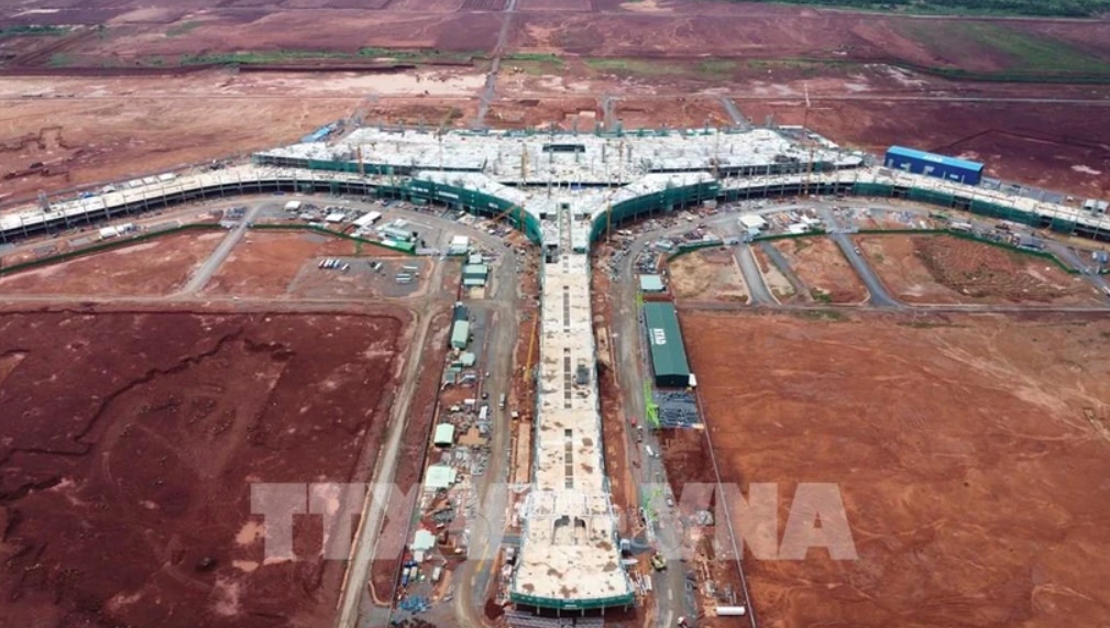 Long Thanh airport, spanning 5,000 hectares in Dong Nai province, aims to align with trends such as smart and green airports by integrating advanced technologies in its construction and operations.