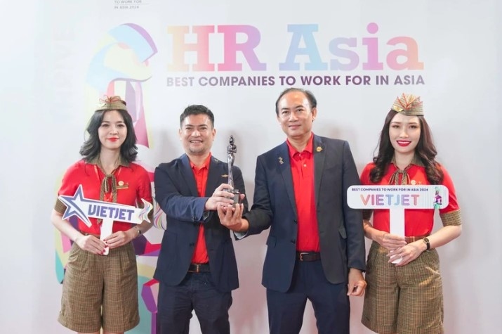 Vietjet Aviation Academy (VJAA) frequently organises international standard training programmes for Vietjet employees. Photo: Vietjet