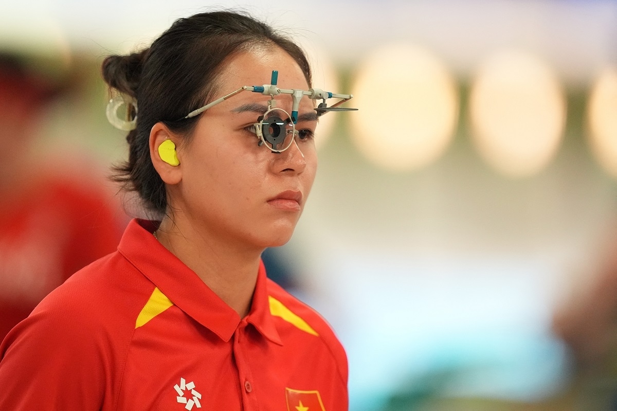 Vietnamese shooter Trinh Thu Vinh says goodbye to Olympics (Photo: Reuters)