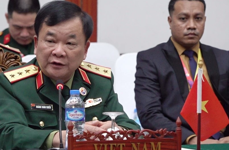 Deputy Defence Minister Senior Lieutenant General Hoang Xuan Chien speaks at the ASEAN Defence Senior Officials' Meeting in Vientiane, Laos, on September 25 (Photo: VNA)