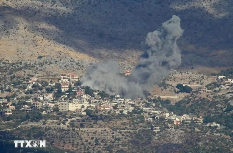 Smoke rises after an Israeli air strike on Kfarchouba, Lebanon, September 16, 2024. (Photo: Xinhua/VNA)