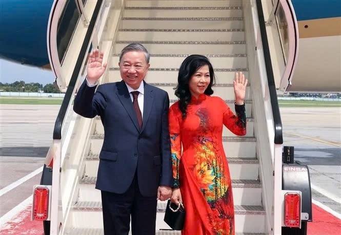 Party General Secretary and President To Lam and his spouse leave Havana on September 27 afternoon (local time), concluding their State visit to Cuba 