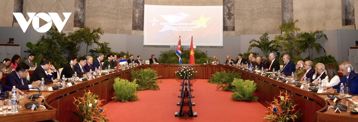 An overview of high-level talks in Havana on September 26 between First Secretary of the Communist Party of Cuba Central Committee and President of Cuba Miguel Diaz-Canel Bermudez and Party General Secretary and President To Lam of Vietnam