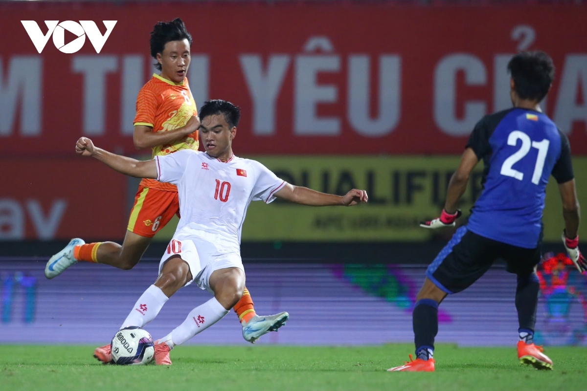Cong Phuong strikes a brace in Vietnam's 5-0 win over Bhutan during the 2025 AFC U20 Asian Cup qualification on September 23 evening