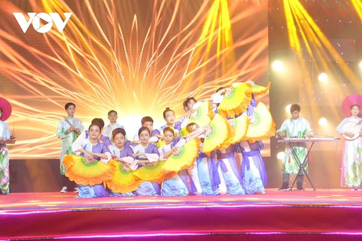 The event provides local people with unique cultural experiences and contributes to enhancing cooperation between Vietnam and the RoK.. The event provides local people with unique cultural experiences and contributes to enhancing cooperation between Vietnam and the RoK.