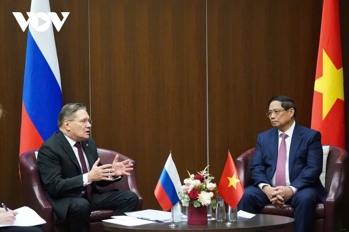 Vietnamese Prime Minister Pham Minh Chinh receives Alexey Likhachev, director general of Rosatom, in Kazan, Russia, on October 24, on the sidelines of the 16th BRICS Summit.
