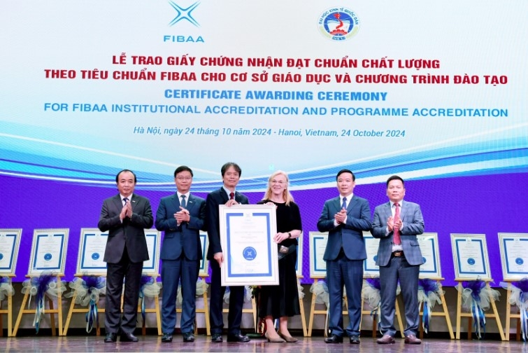 The National Economics University receives FIBAA accreditation at a ceremony in Hanoi 