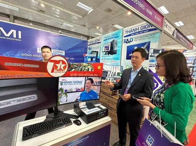 Businesses introduce the cutting-edge technologies at the expo