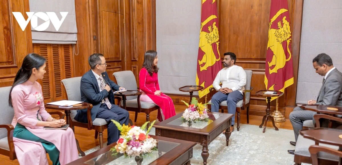 Sri Lanka President Anura Kumara Dissanayake receives Vietnamese Ambassador to Sri Lanka Trinh Thi Tam in Colombo on October 9