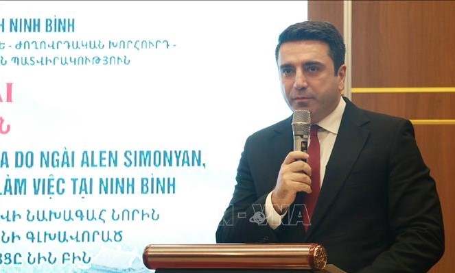 President of the National Assembly of Armenia Alen Simonyan speaks at the meeting