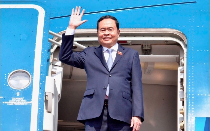 NA Chairman Tran Thanh Man leaves for an official visit to Cambodia, where he will attend the 12th General Assembly of the International Conference of Asian Political Parties (ICAPP) and the 11th Plenary Session of International Parliament for Tolerance and Peace (IPTP) from November 21-24.