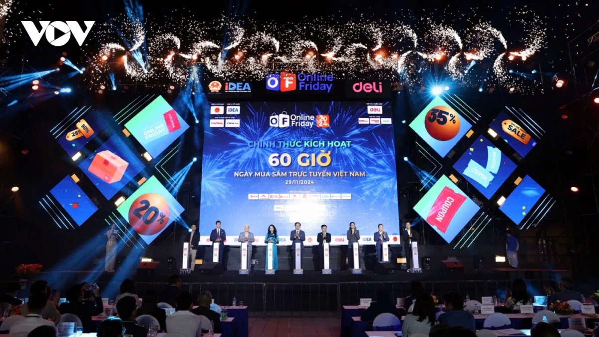 Vietnam Online Friday 2024 lasts for 60 hours, from 00:00 on November 30 to 12:00 on December 1, aimed at boosting e-commerce and providing consumers with the opportunity to purchase quality products at discounted prices.
