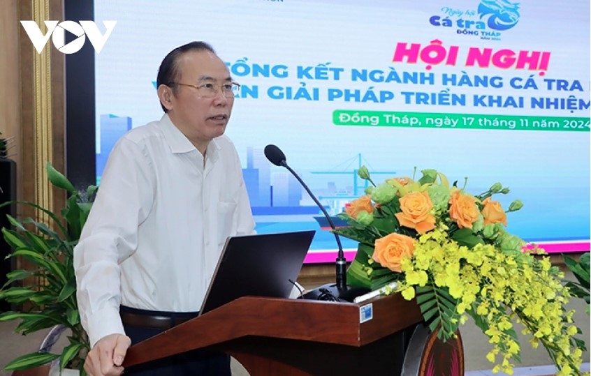 Deputy Minister of Agriculture and Rural Development Phung Duc Tien speaks at the conference