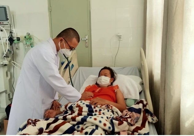 A patient with dengue fever being treated at Ba Ria hospital in Ba Ria-Vung Tau province
