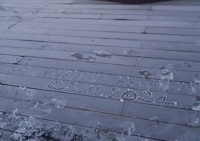 The first frost on Mount Fansipan during this year’s winter. (Photo: vtcnews.vn)