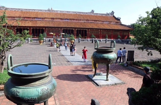 Exquisite engravings on nine Dynastic Urns in the Hue Imperial Place are UNESCO documentary heritage.
