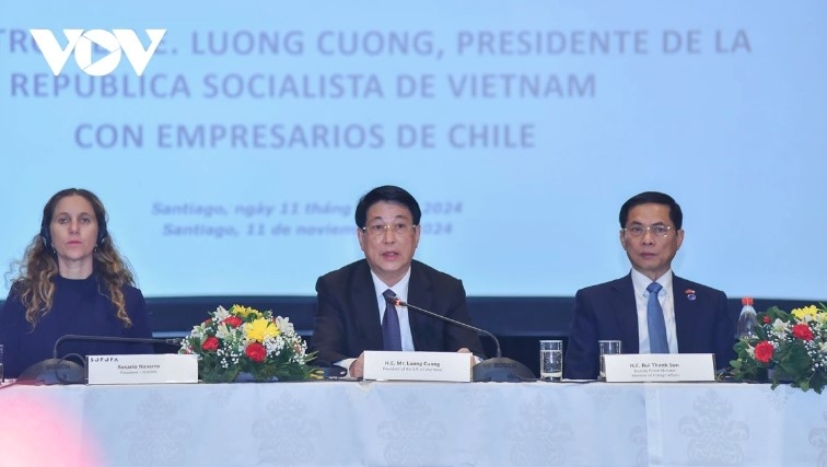 At the meeting with prominent business executives