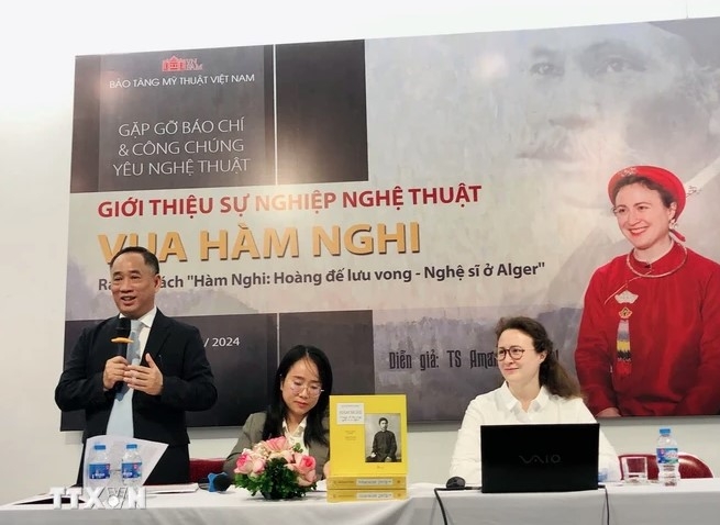 The book on King Ham Nghi is also introduced at the event (Photo: VNA)