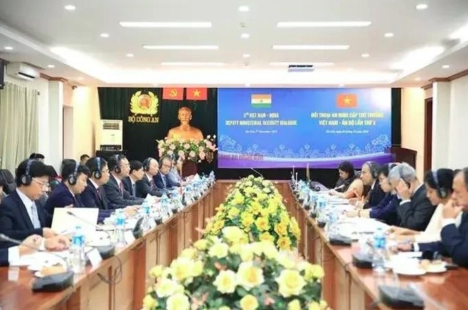 At the third Vietnam-India deputy ministerial-level security dialogue in Hanoi on December 5. (Photo: cand.com.vn)