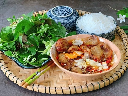 Bún chả 