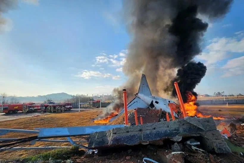 The scene of the crash at Muan International Airport in South Jeolla province, the RoK, December 29, 2024. (Photo: Yonhap)