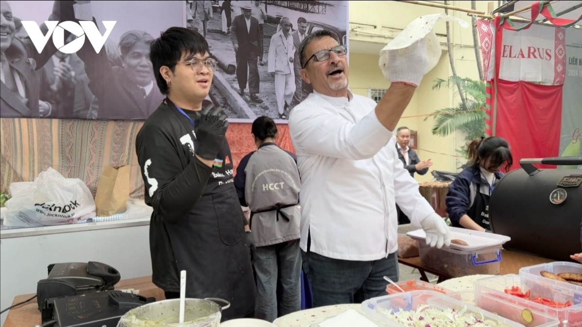 The festival features more than 130 booths, offering a glimpse into the culinary essence and rich traditional values of countries and territories from around the globe.