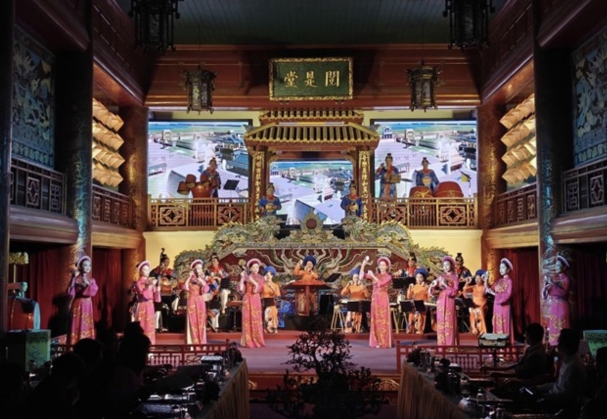 Hue Royal Court Music is a cultural heritage for developing tourism. (Photo nld.com.vn)